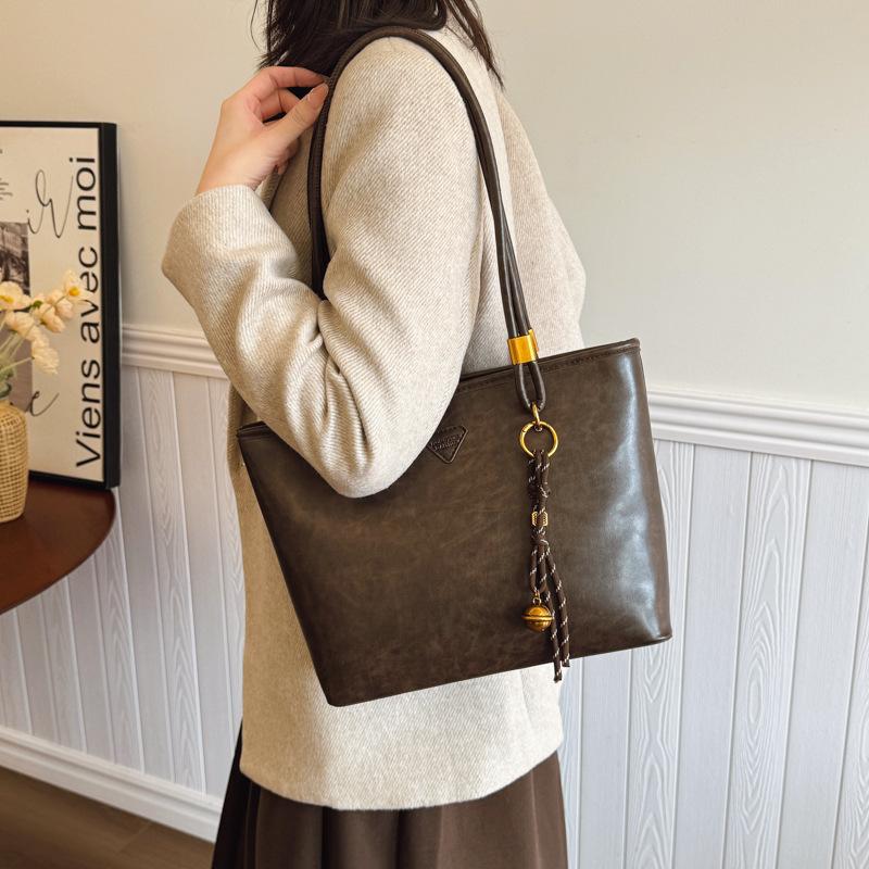 Tote Bag Premium 2025 New Fashion Versatile Commuter Leisure Shoulder Large Capacity Women's Bag