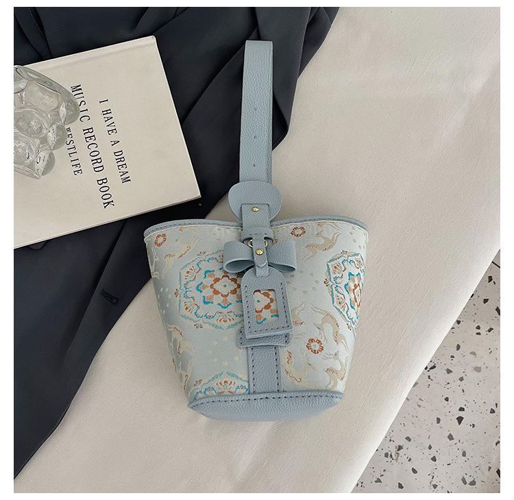 Song Brocade DIY Embroidery Kit: Chinese-Style Handmade Bucket Tote & Crossbody Bag.