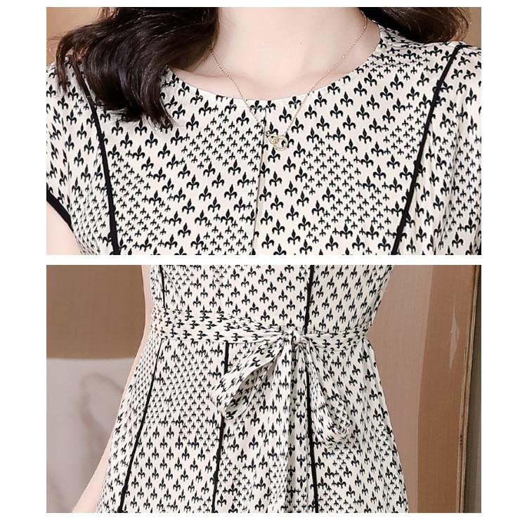 Chic Round Neckline Long Dress with Vintage Floral Print for Women