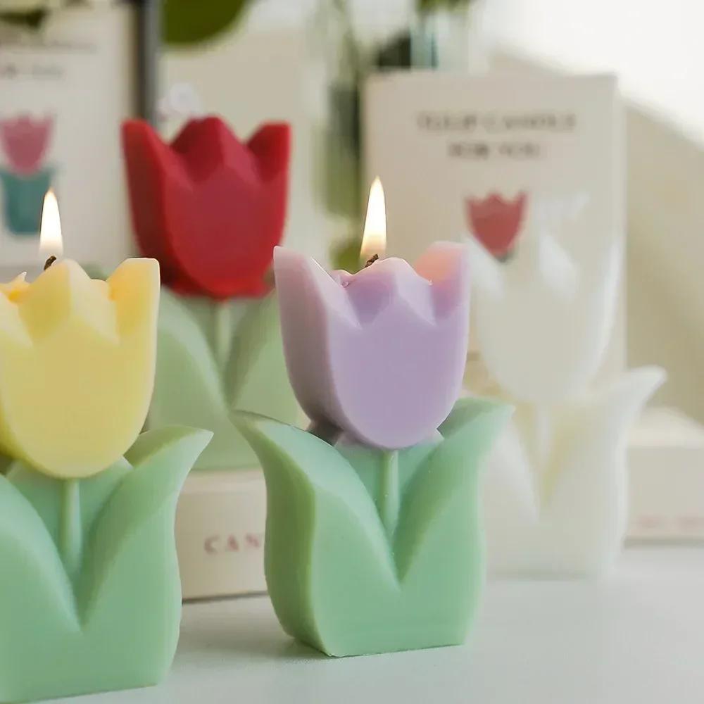 Elegant Tulip Scented Candles: Perfect Wedding Favors, Aromatic Room Decor, and Thoughtful Birthday Gifts for Her