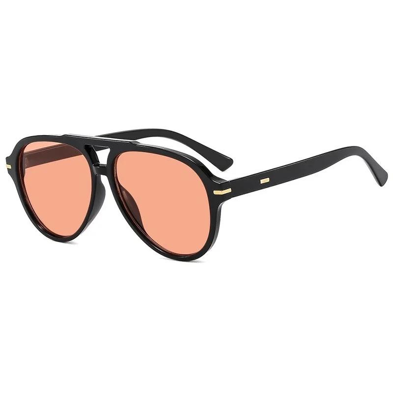 

Vintage Double Bridges For Gents Sun Glasses For Ladies Stylish Gradient Shades Trending Blue Gn Sun Glasses Rivet Eye Glasses UV400 only 1pcs sunglasses