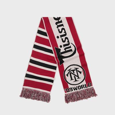 Denna Är Aldrig Den Fotbollsscarf Röd