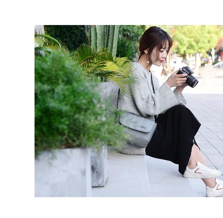 DSLR & Mirrorless Camera Shoulder Bag for Outdoor Photography