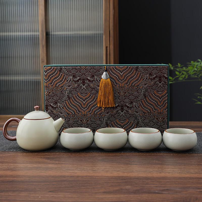 Light Luxury Beige Ru Kiln Kung Fu Tea Set