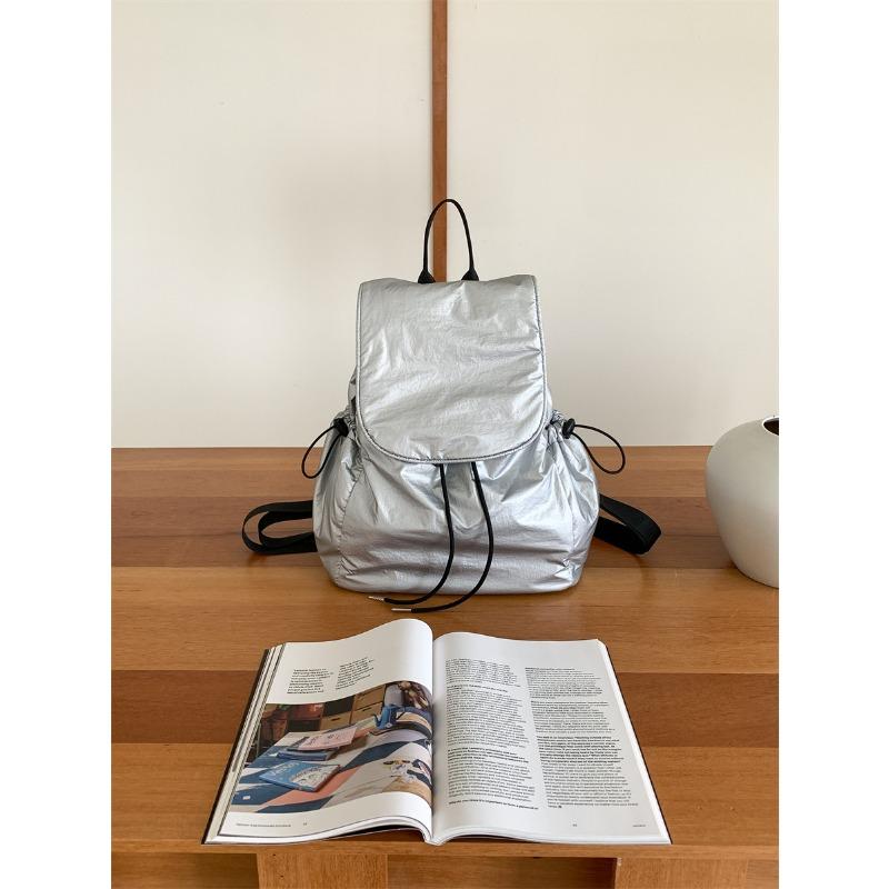 Commuter Bag Women's Niche Simple Flip Backpack Women's Large-capacity Travel Leisure Drawstring Backpack