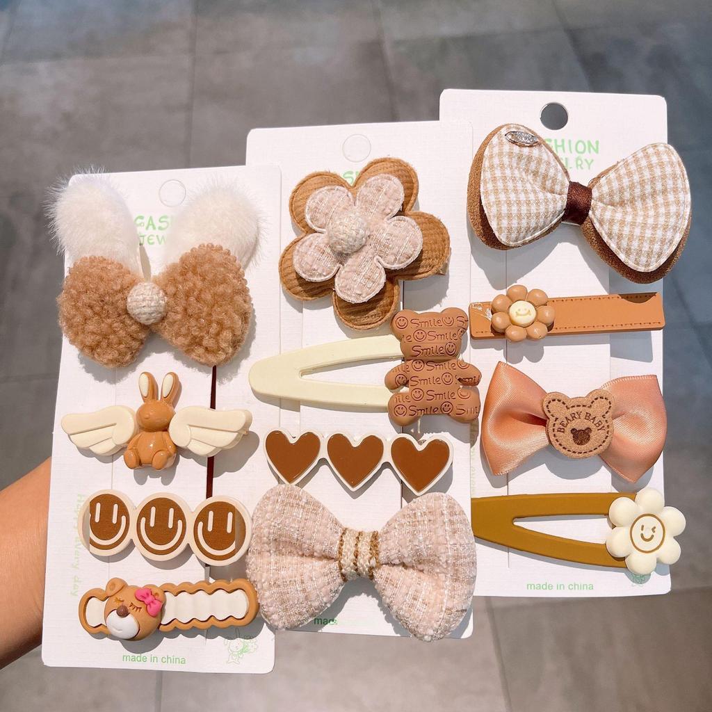 Autumn & Winter Plush Bear Hair Accessories: Cute Milk Coffee Wool Flower Butterfly Hairpin for Children