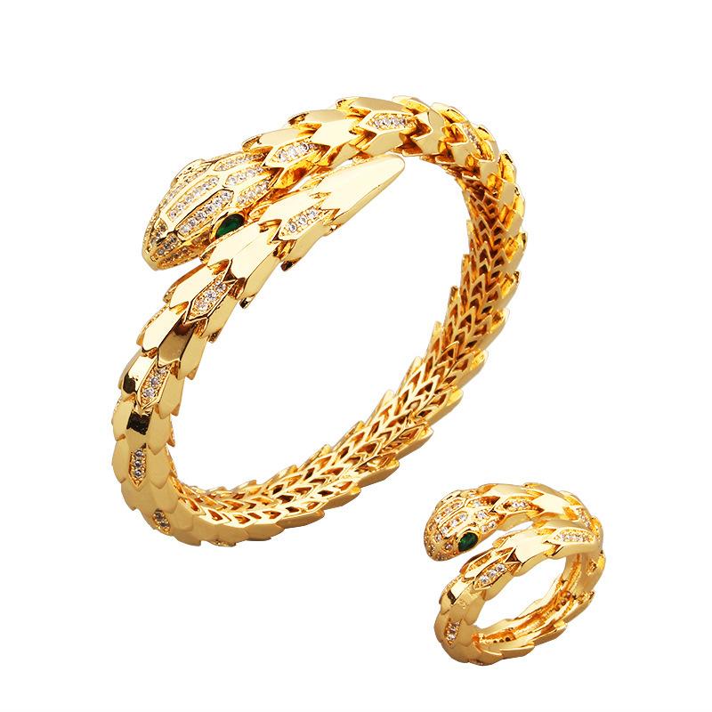2025 Gold-plated Zircon Snake Bracelet Bare Body Diamond Spring Snake Scale Snake Bone Women's Hand Jewelry