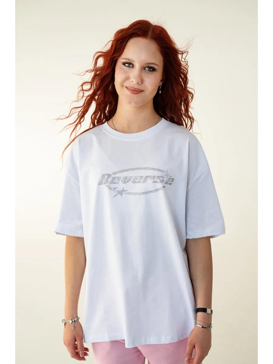 T-shirt with rhinestones S