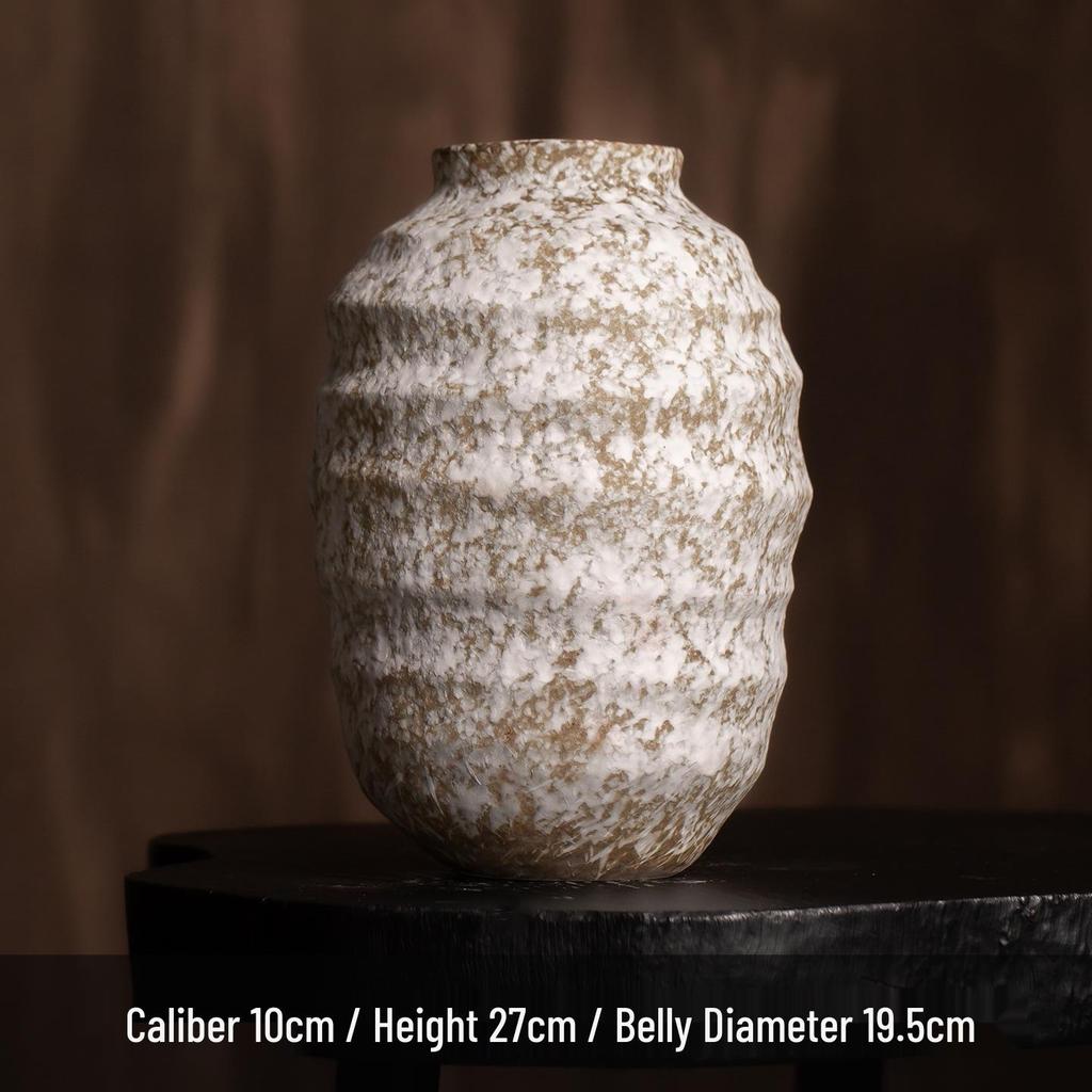 Jingdezhen Designer Wabi-Sabi Ceramic Flower Vase - Ornament Pottery Jar for Hydroponic Flowers and B&B Décor
