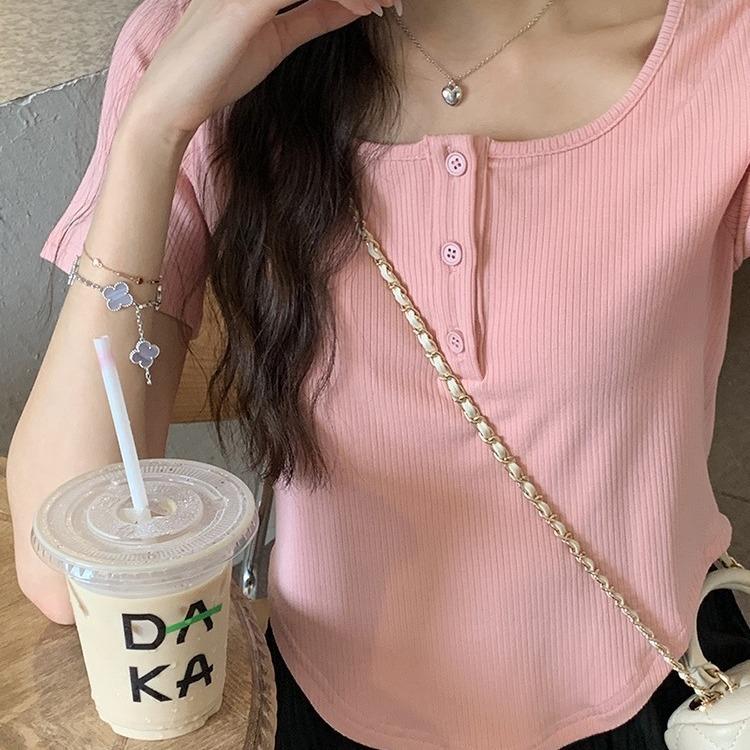 Krátké tričko pro ženy na léto Nový korejský styl Slim Vnitřní oblečení pro studenty Štíhlé studentské žebrované knoflíkové top