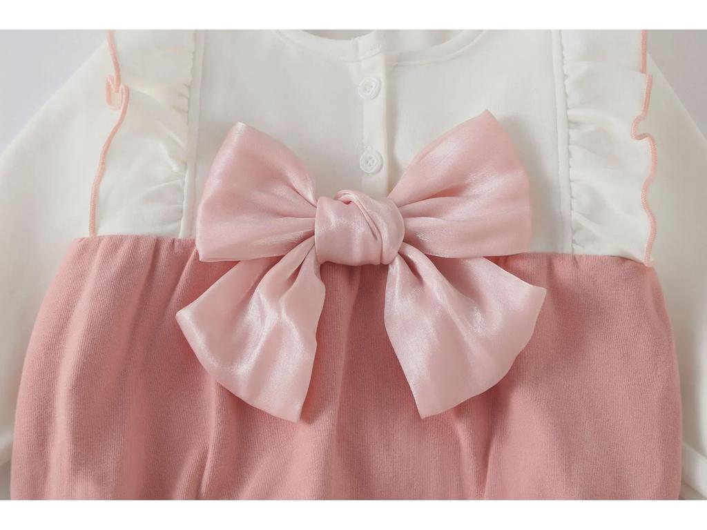 Autumn Newborn Baby Girl One-Piece Romper – Princess Design for 100-Day Celebration, Spring & Fall Wear