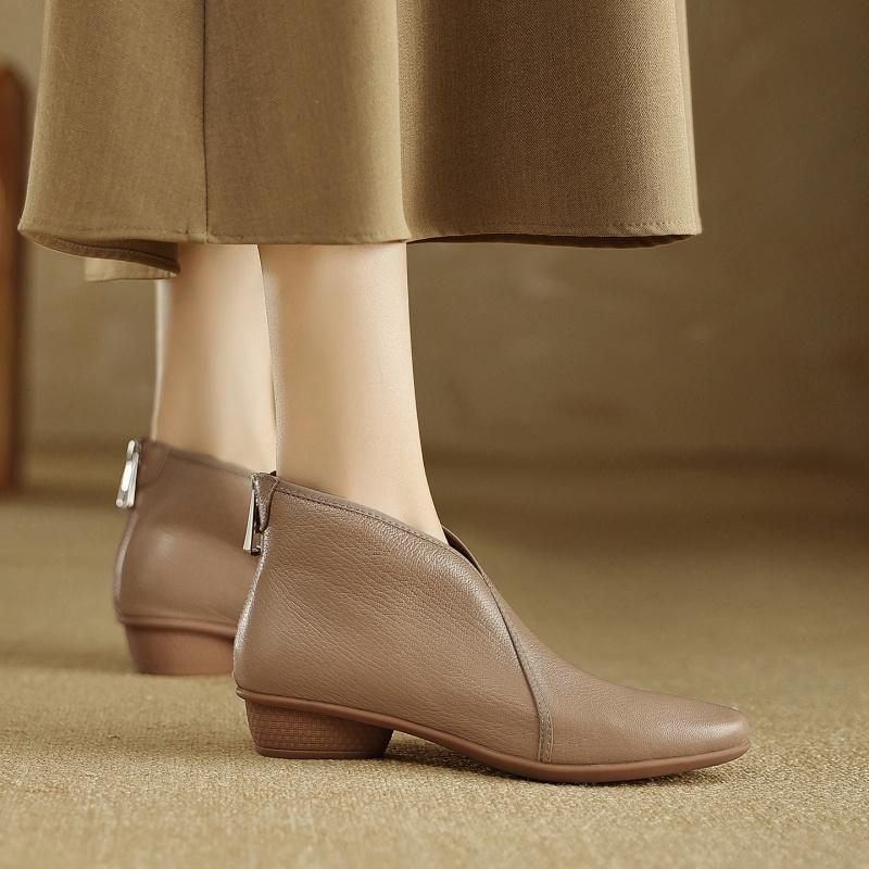 Fashion 2025 New Autumn Women Boots Genuine Leather Women Shoes Round Toe Chunky Heel Shoes Modern Ankle Boots Concise Chelsea Boots