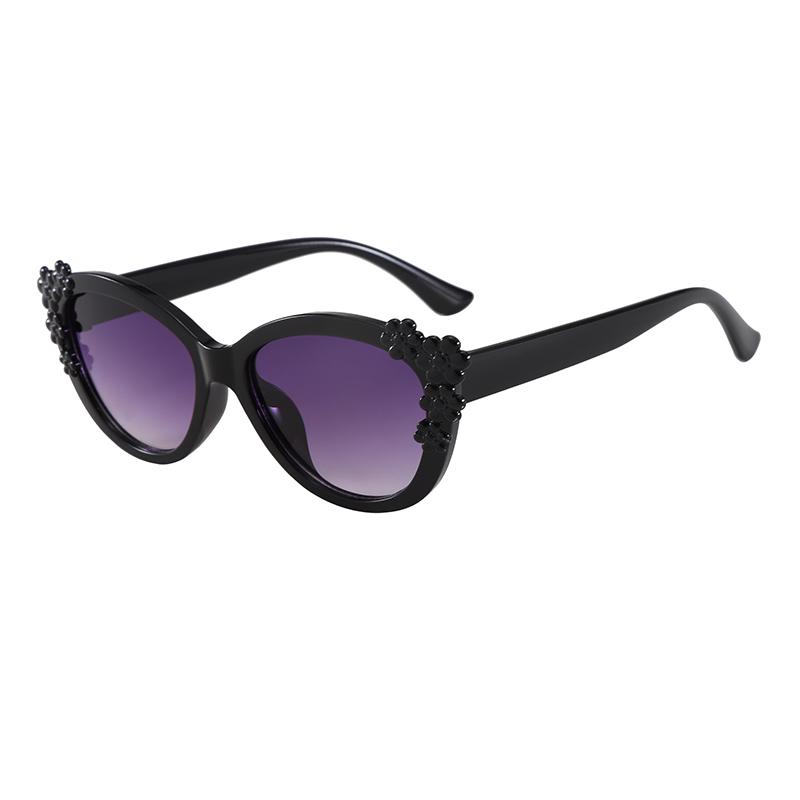 

Retro Cat Eye Children s Trendy Sunglasses for Boys and Girls, Fashionable UV Resistant Outdoor Sunshade and Sunscreen Glasses C1