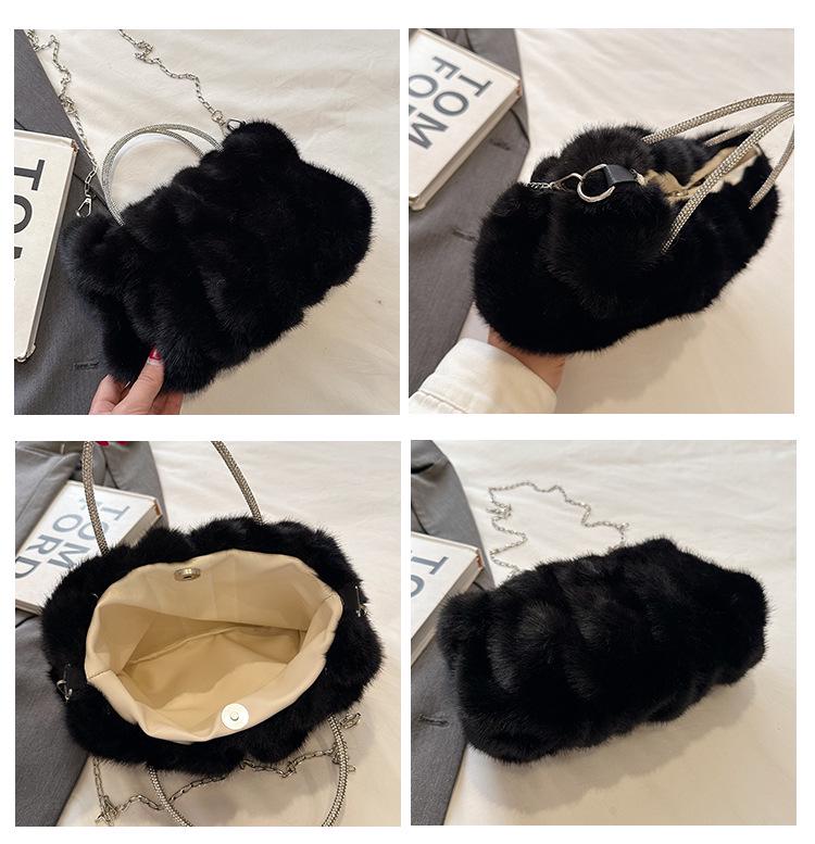 2024 Trendy Handheld Plush Cloud Bag: Furry Chain Crossbody for Women, Perfect for Autumn/Winter