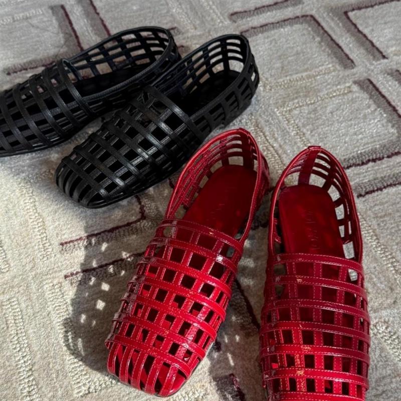 Designer Mesh Hollow Women Sandals Mary Jane Fashion Square Toe Women Flats Shoes New Outside Walking Comfy Women Flats Shoes