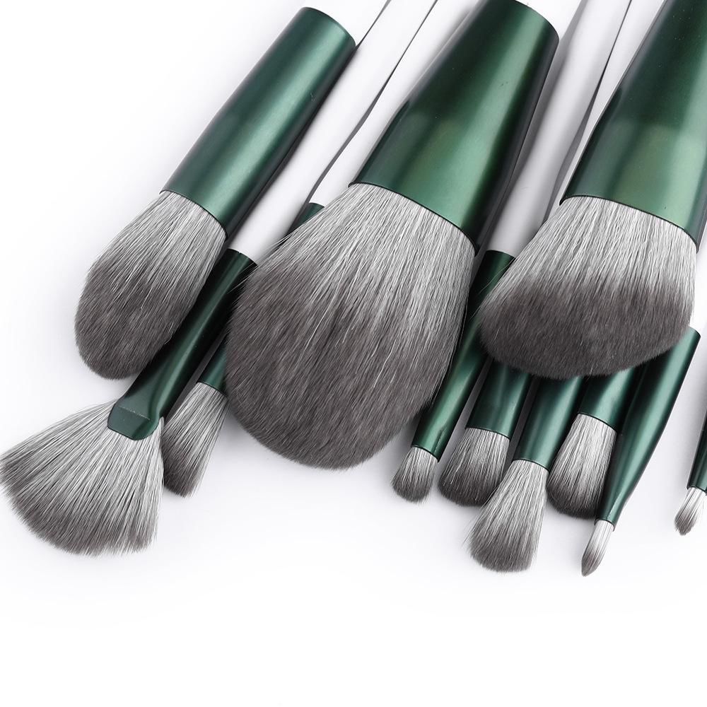 12 Green Cloud Makeup Brush Set Suitable for Beginners Easy To Apply Makeup Loose Powder Brush Foundation Brush Opposite Handle Beauty Tool