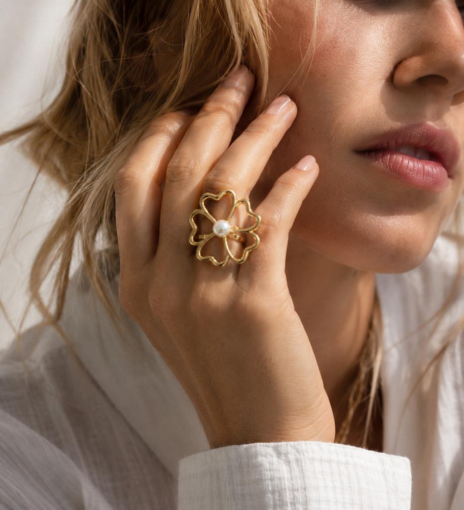 Flower Rings,french Vintage Style 18K Gold Plated Large Hollow Floral Statement Ring Aesthetic Open  Jewelry for Women