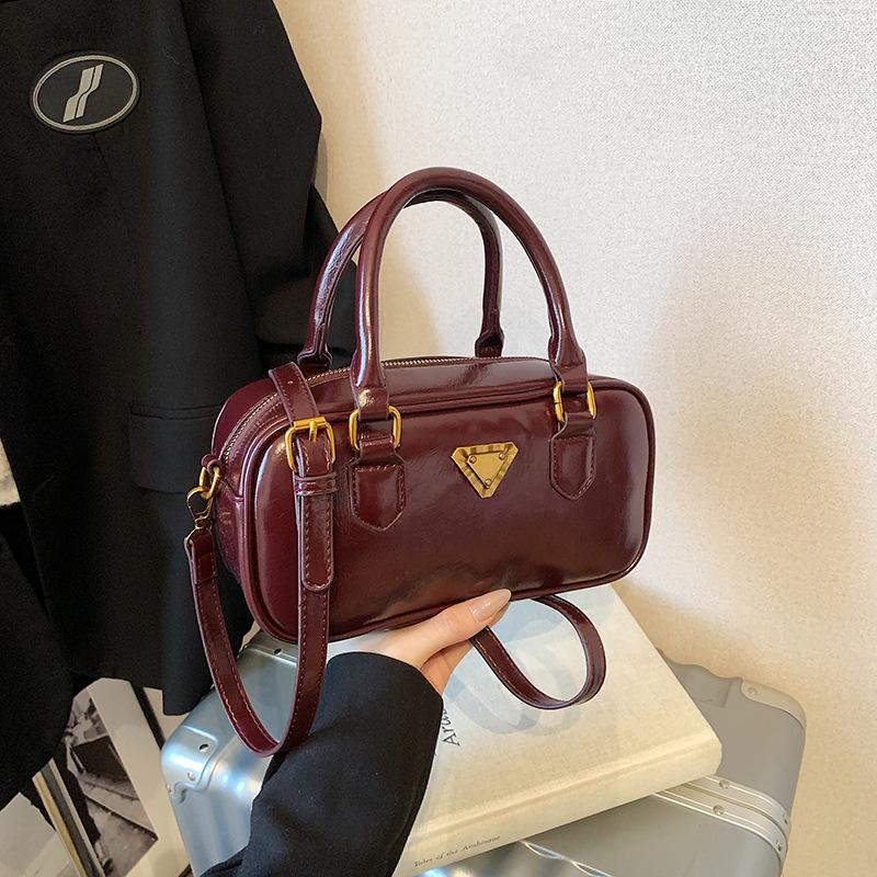 Premium texture small bag women's 2025 autumn and winter new portable pillow bag Boston design commuter messenger bag