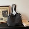 Trendy Denim Large Capacity Tote Bag Women Spacious Fashiable and Versatile Shoulder Bag Simple Ans Casual Commuting Bag