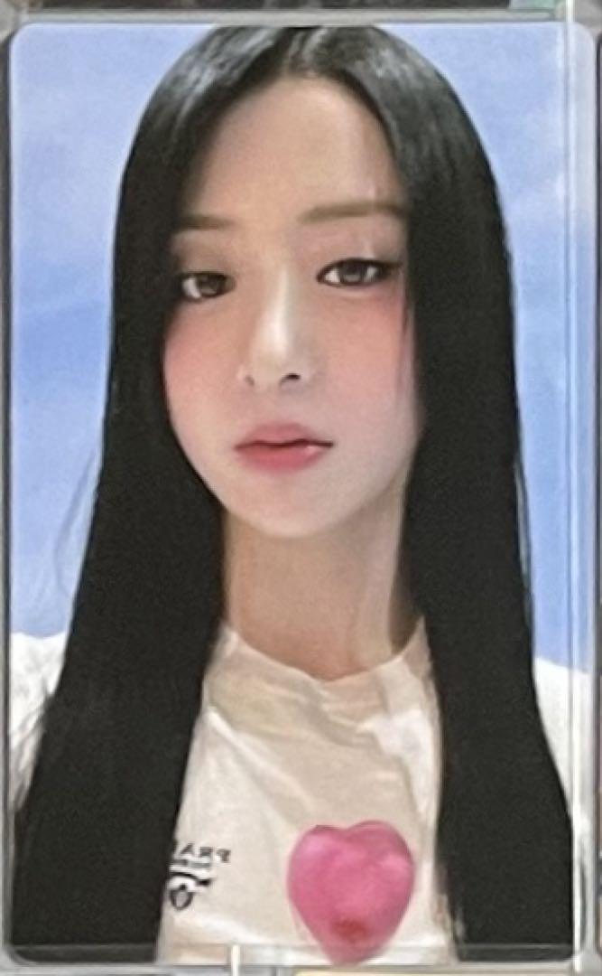 

[USED] LESSERAFIM UNFORGIVEN soundwave 1 Yunjin