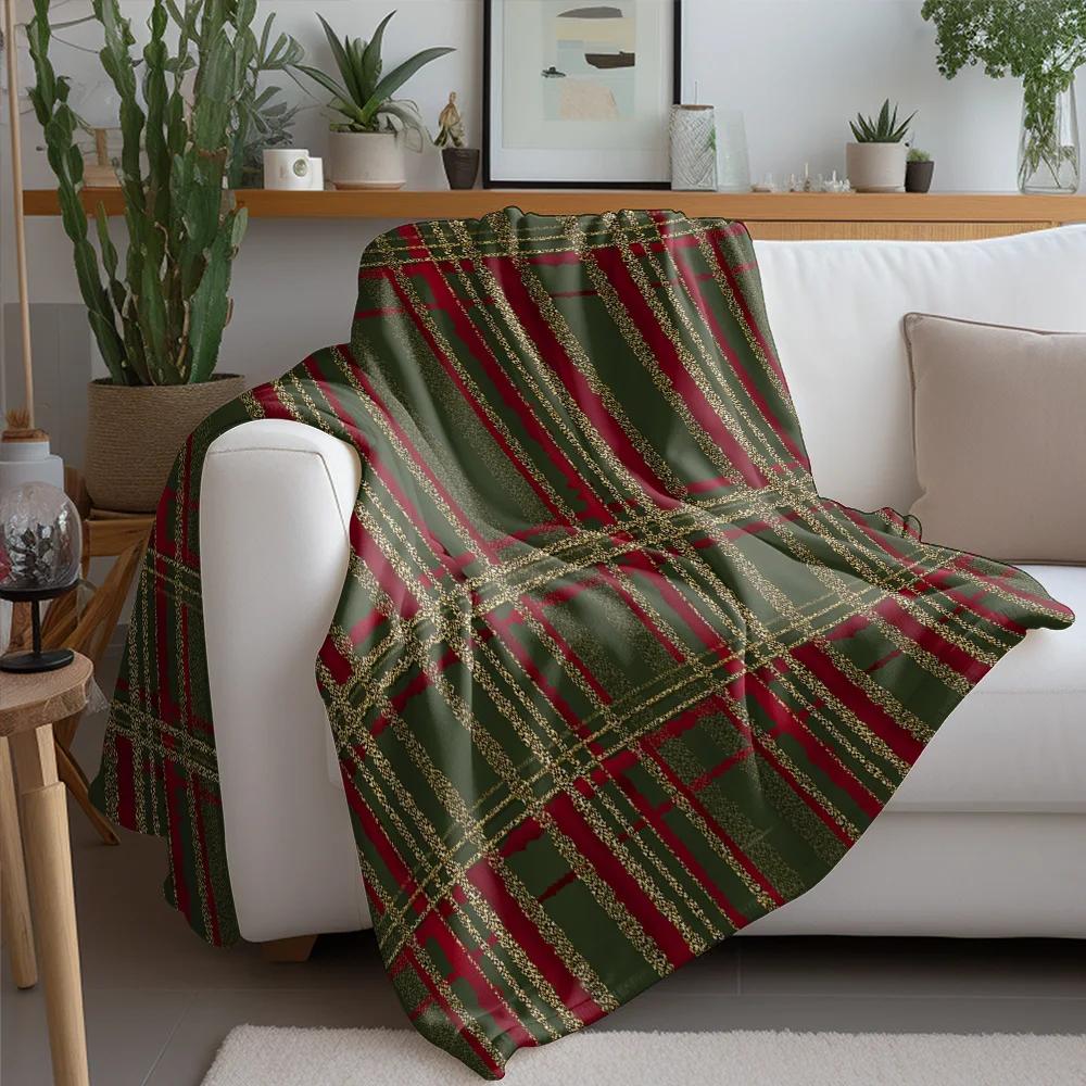 Burgundy Green Plaid Fleece Blanket, Gold Thread Accents in Classic Checkered Pattern, Cozy Reading Nook Throw for Sofa 75cmx90cm