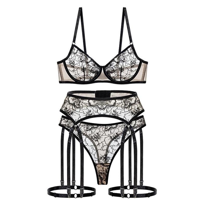 Toucheart 3PC Embroidery Lace Floral Sexy Embroidery Underwear Panty Slim Backless Spaghetti Strap Sexy Hollow Out Underwear Set