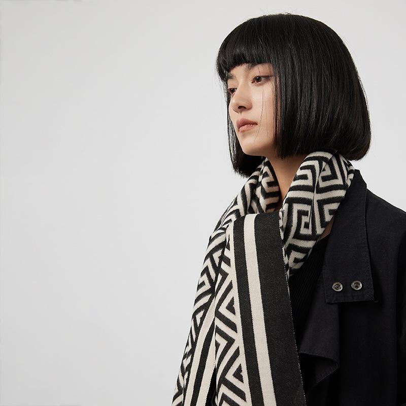 Imitation Cashmere Scarf Women'S With Big-Name Fashion Scarf Endless Blanket Printing Fringed Warm Shawl
