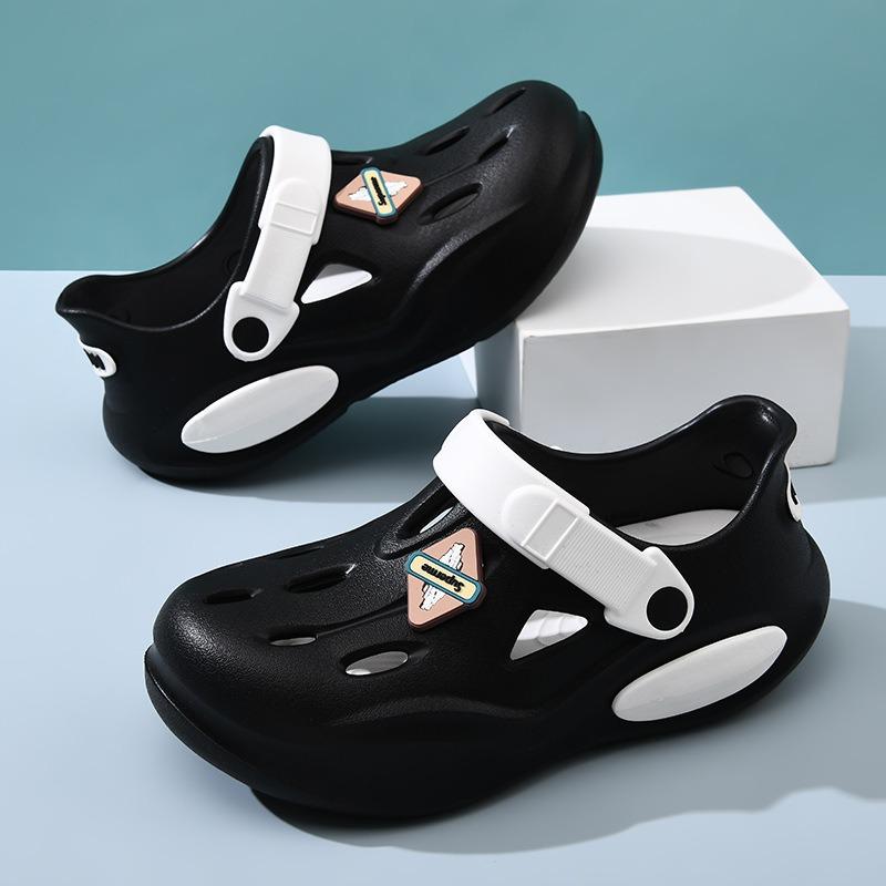 Summer heightening slippers hole shoes women wear thick soles, non-smelly feet non-slip breathable EVA contrasting color wear-resistant bag head drag