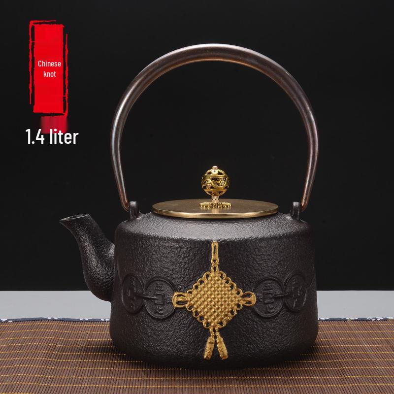 Hand-Forged Japanese Cast Iron Teapot for Gongfu Tea