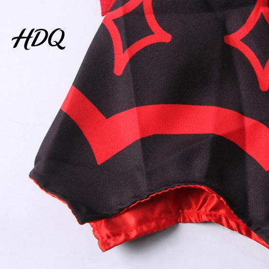 Kaptur dla zwierząt z rogami Halloweenowy Kot Nietoperz Peleryna Urocza Diabelska Peleryna Kaptur z Skrzydłami Peleryna z Kapturem Świąteczny dla Kotów Małych Psów Kostium Cosplay Ubranie na Imprezę