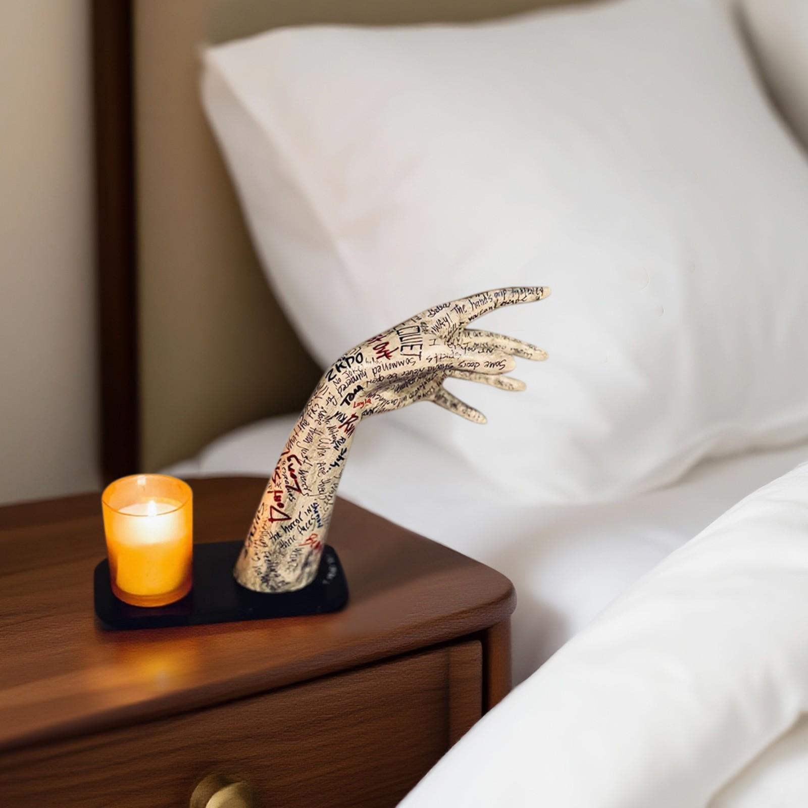 

Интересное изделие из смолы Ужас Проклятая рука Подсвечник Подходит для праздничного украшения One Size