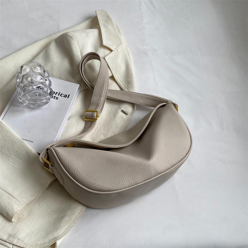 Trendy Designer Dumpling Bag Women s Fall Winter Fashion Crossbody Bag бежевый