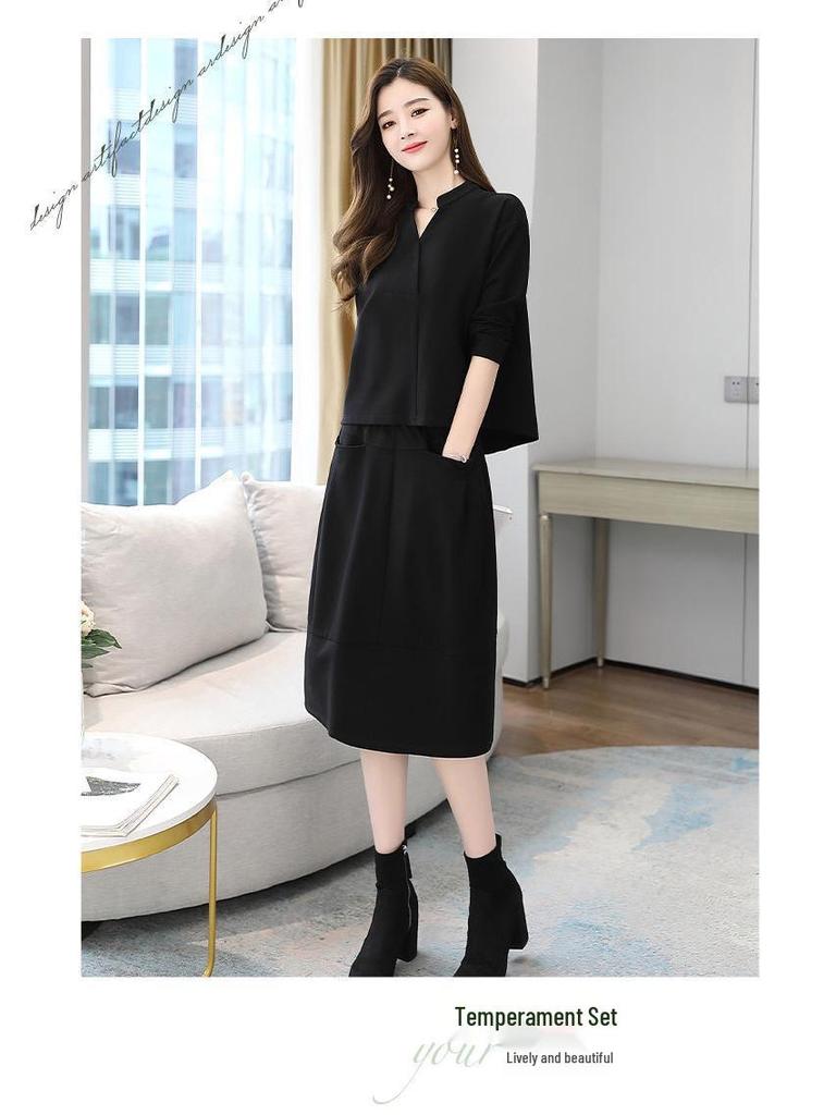 Women's Spring 2025 Fashion Slimming Two-Piece Dress Set - Stylish and Age-Reducing for Mature Women