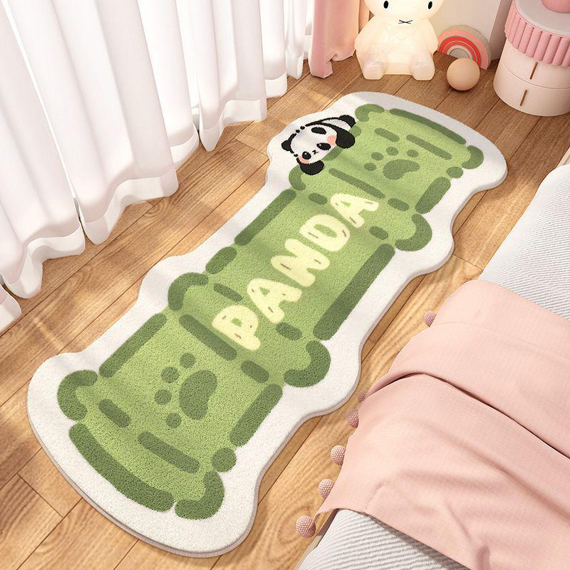 Cartoon Shaped Imitation Cashmere Insulation Carpet, Bedroom Bedside Carpet, Skin Friendly And Wear-Resistant Foot Mat