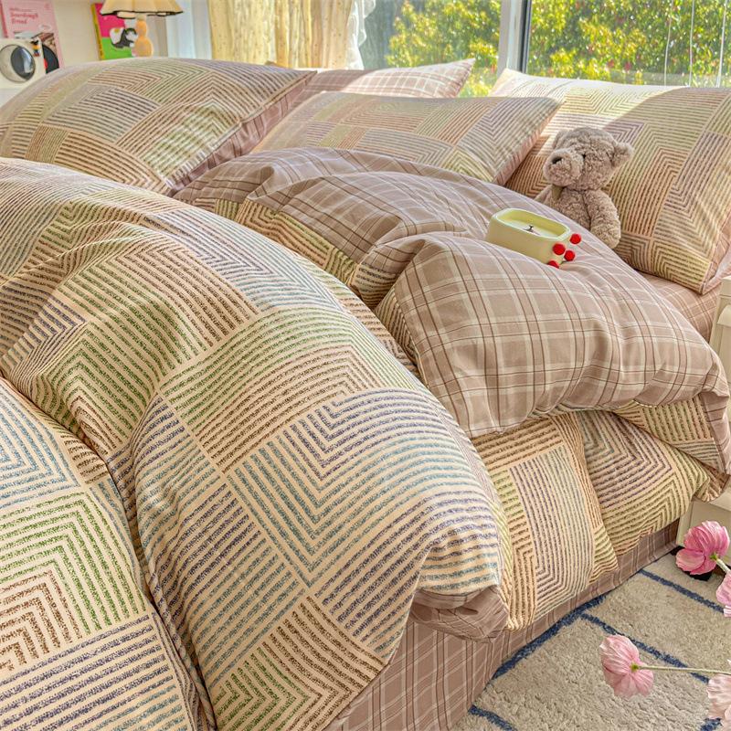 Bedding Four-piece Set, Cotton Pure Cotton Floral Quilt Cover, Bed Sheet Dormitory Three-piece Set