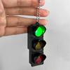 1/2 Bucăți Semafor Electronic Simulare Breloc Pandantiv Mini Lumină Pietonală Lumină LED Jucărie Emite Lumină Jucărie Cognitivă Copii Cadou