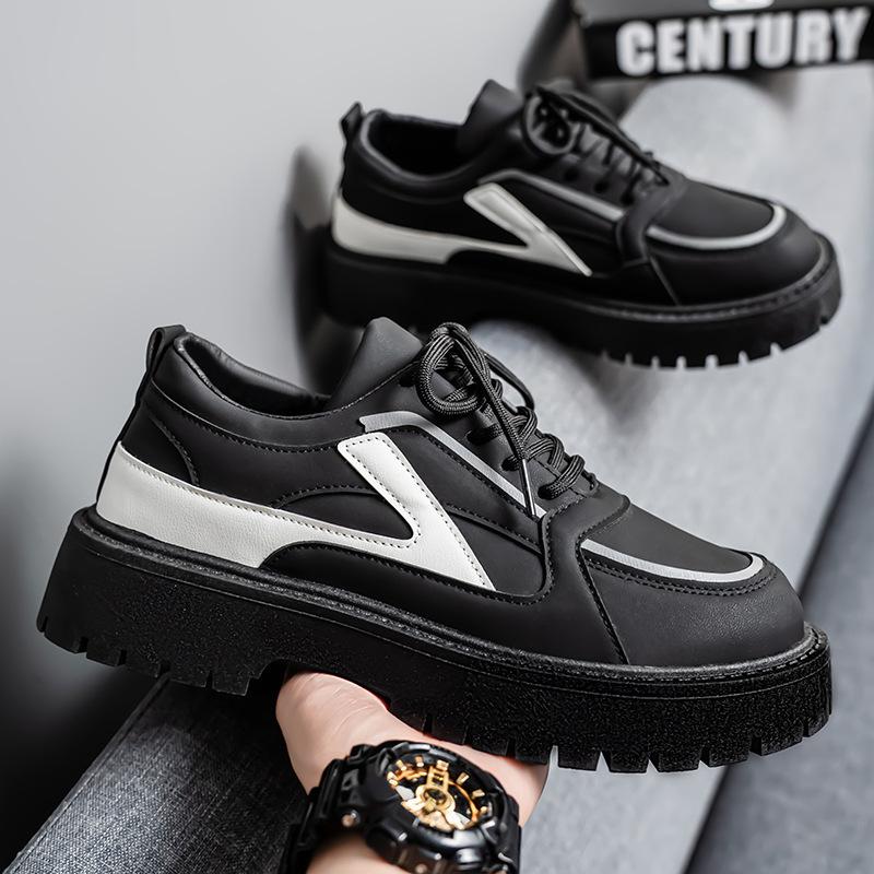 2025 Sommer neue dicksohlige erhöhende lässige Herrenschuhe täglich vielseitig große Kopfschuhe Herren Trend vielseitige Alltagsmodelle