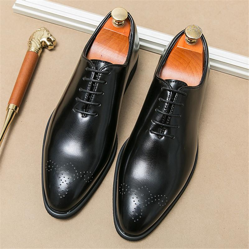Fashion Designer New Black Brown Men's Pointed Lace Up Brogues Oxford Shoes Male Wedding Dress Homecoming Formal Wedding Footwear