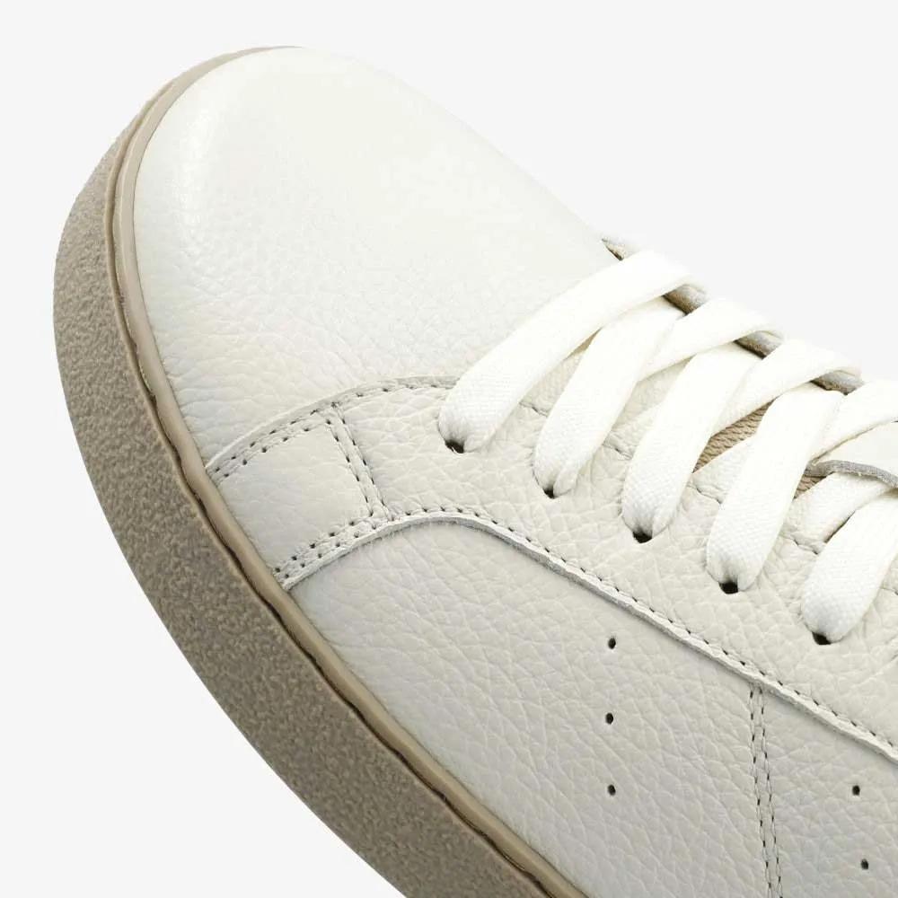 Groundies Sneakers Universe