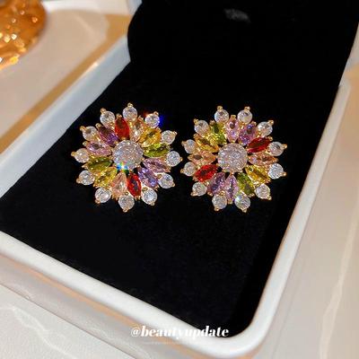 Gold Electroplated Silver Needle Dopamine Zircon Flower Earrings - Elegant Design, High-End Style