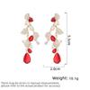 Women's Light Luxury Design Fashionable Geometric Leaf Long Earrings Elegant And Versatile Niche Design Earrings