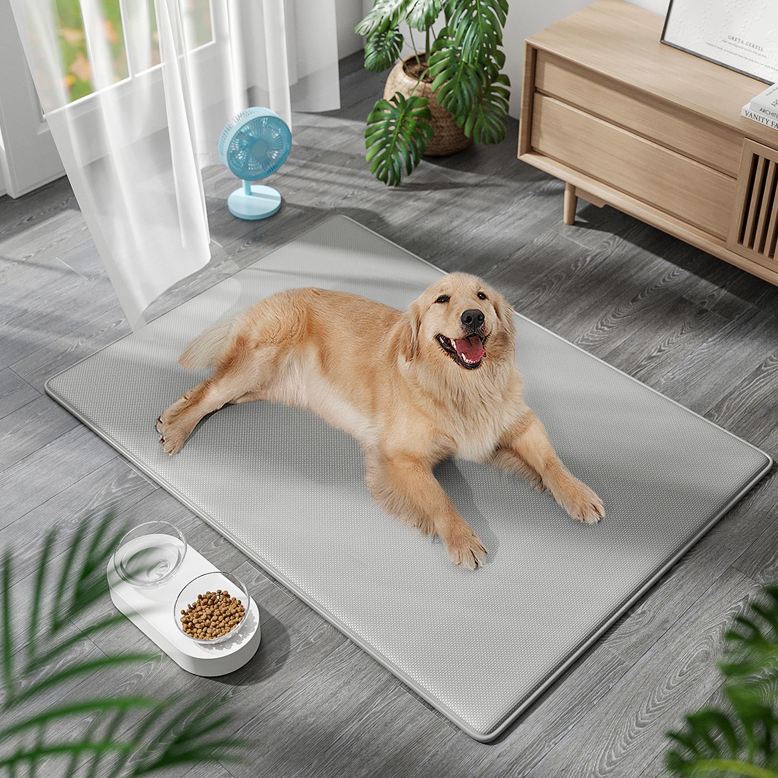 

Cooling Pet Mat for Dogs & Cats - Breathable Summer Sleeping Pad, Anti-Chew Durable Dog Bed, Scratch-Resistant Ice Pad 50x50cm