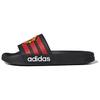 Manchester United x adidas Adilette Doccia Kit Casa 2025 Sneakers Unisex Nero Core-Black Rosso JS4963