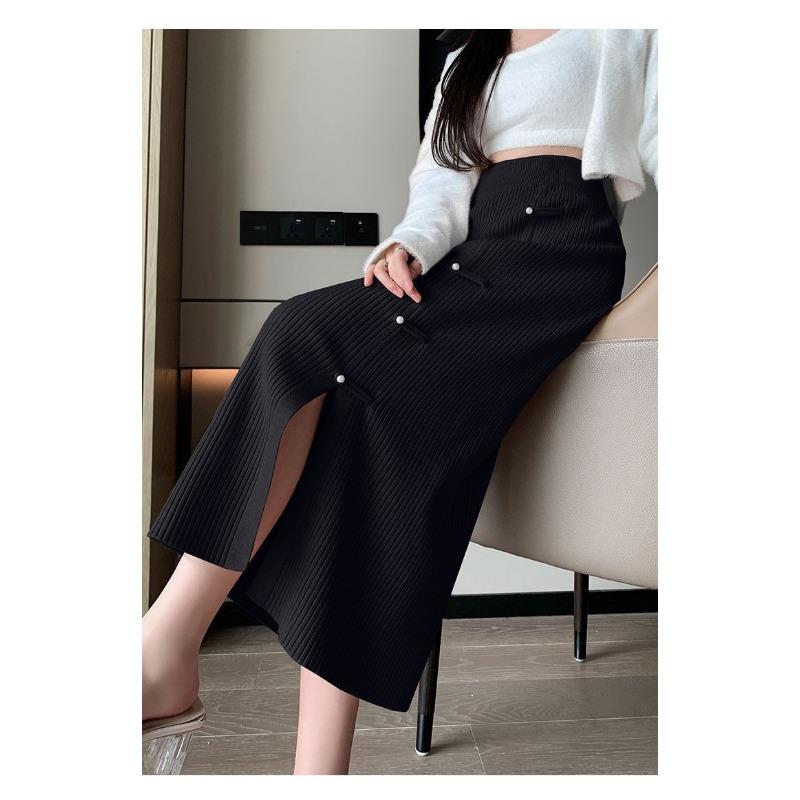 New Chinese Style National Knitted Skirt Women's Spring Autumn Slit Hip Retro Buckle Mid-length Skirt