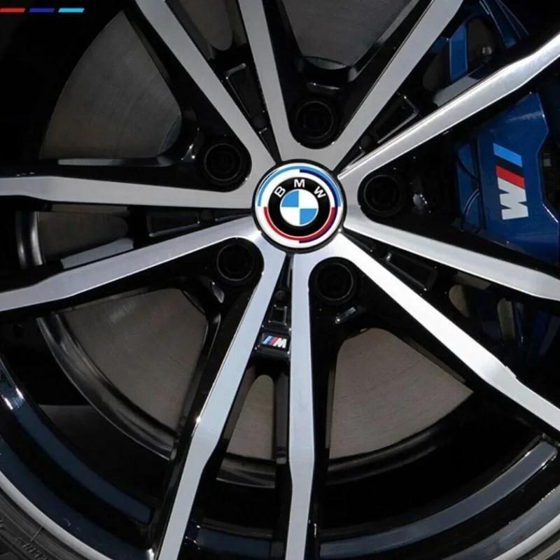 2025 NUOVO Logo Anniversario 50H BMW Copricofano Anteriore Emblema 81mm Emblema Posteriore 72mm Coprimozzo 56mm Adesivo Volante 46mm