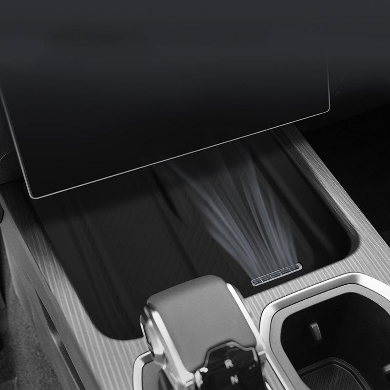 Car Central Control Wireless Charging Anti-slip Protector Mat Phone Holder Pads Cover For JAECOO J7 2024 2024 Interior Accessori