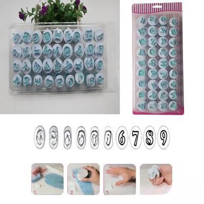 Set di formine per biscotti fai da te: 36 pezzi Lettere maiuscole, minuscole e Numeri per Fondente e Cioccolato.