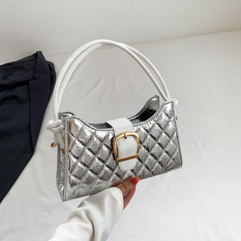 Chic Street Style Small Crossbody Bag For Women With Soft Pu Leather In Trendy Colors серебряный