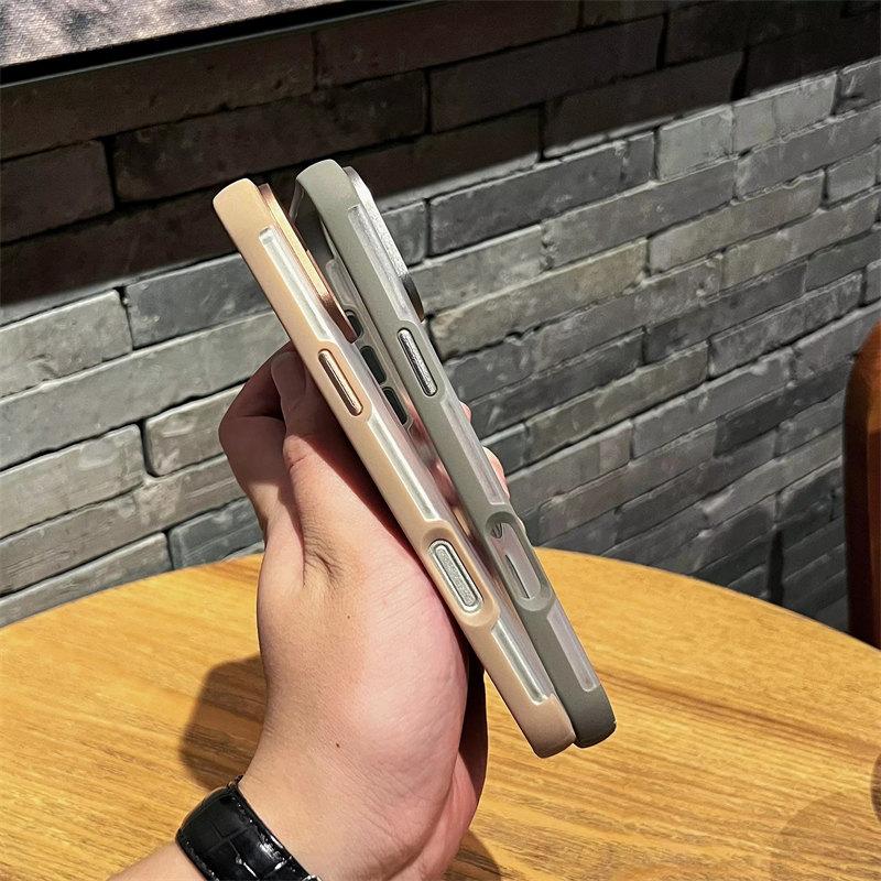 Luxurious Titanium Color Magnetic Phone Case For Iphone 16 Plus 16 15 14 13 Pro Max Premium Anti-drop and Anti-Collision Phone Case
