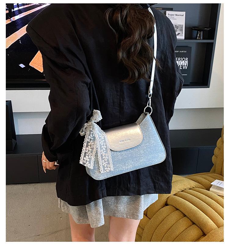 Premium Sense Bag Women's 2025 New Trendy Fashion Versatile Shoulder Underarm Bag Niche Super Fire Commuter Messenger Bag